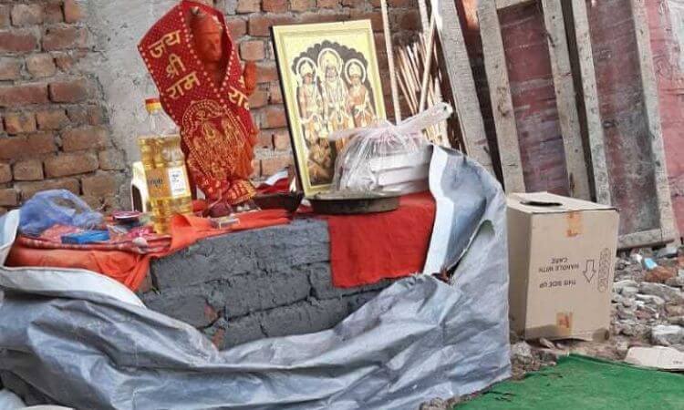 Extremistas ferem cristãos e destroem prédio na Índia